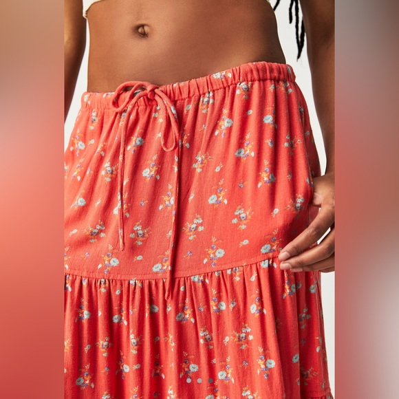 NWOT Free People Nova Tiered Floral Maxi Skirt Coral XS - Picture 6 of 10